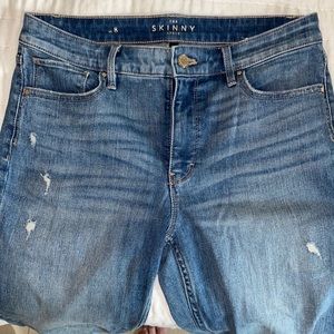 WHBM The Skinny Ankle Jean 8